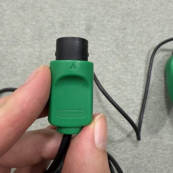 Green Nintendo 64 N64 Controller w/ Tight Stick - Picture 7 of 8